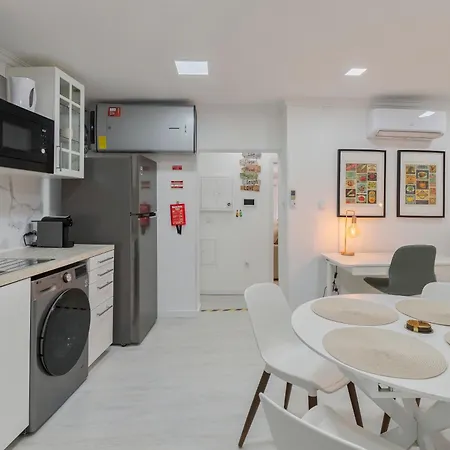 Casa Adelina Abranches Ii ליסבון